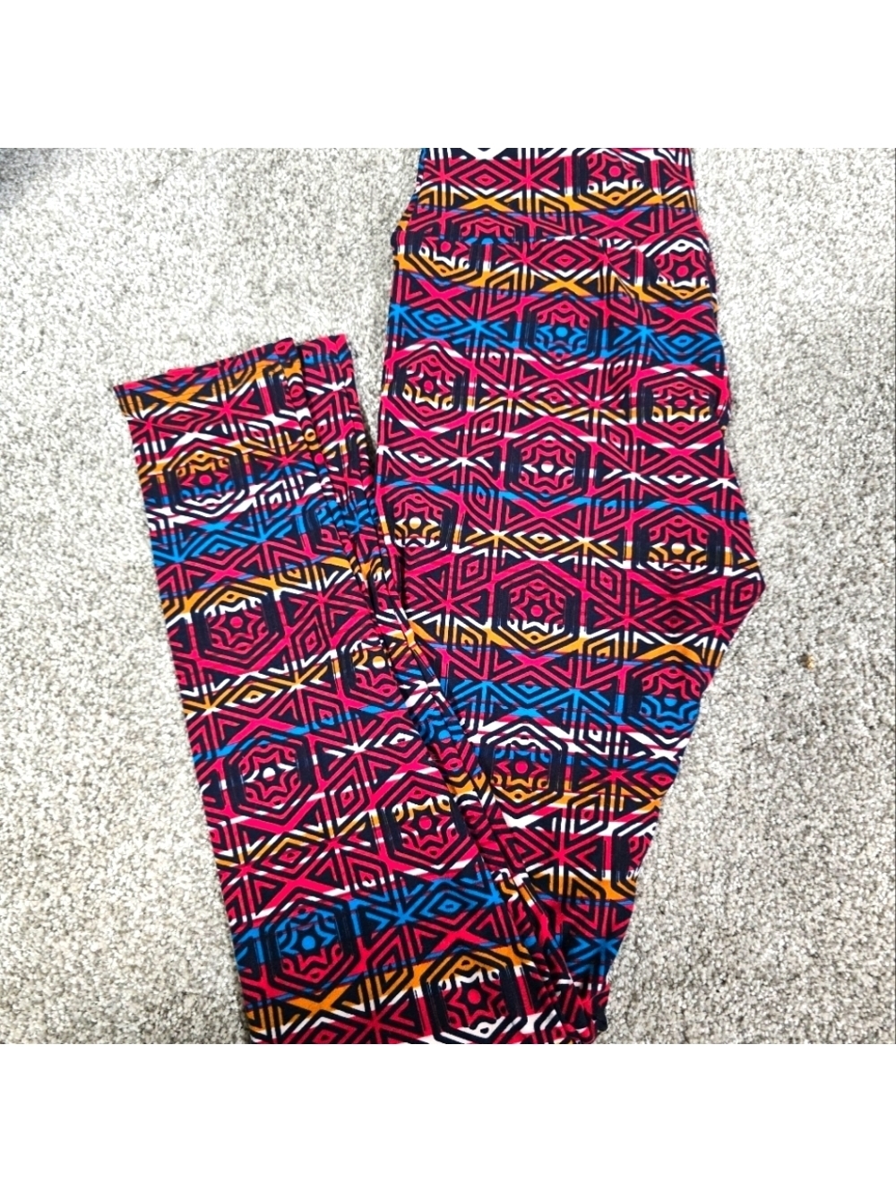 LuLaRoe Women's Leggings Red and Blue Geometric Pattern One Size NWOT